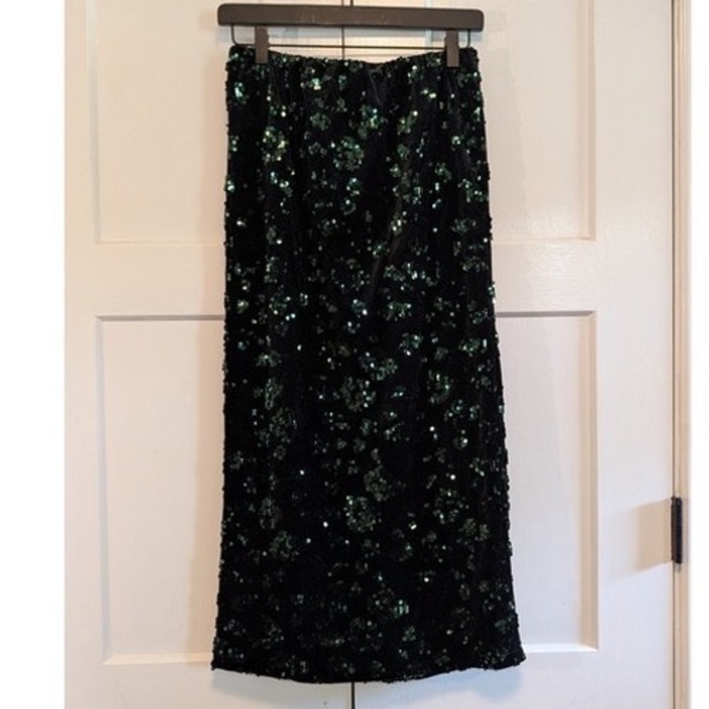 T Tahari NEW Black Emerald Green Sequin Midi Skirt S/P Holiday Party Cocktail